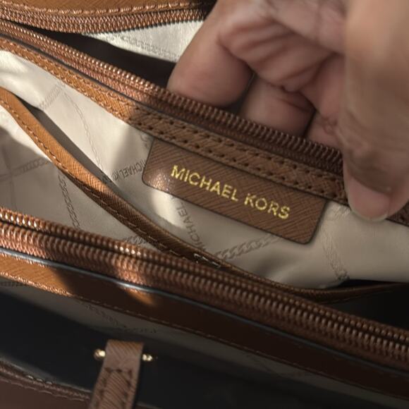 Michael Kors Jet Set Saffiano Tote Leather Bag Travell Work Classic Lux - Picture 5 of 9